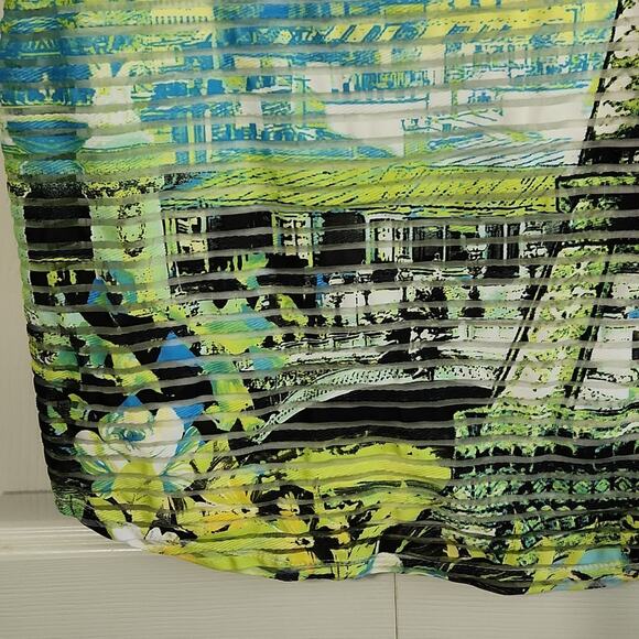 Onque Casual Women's Short Sleeve Floral Eiffel Tower Top Shirt Size PS Art Wear - Picture 5 of 10